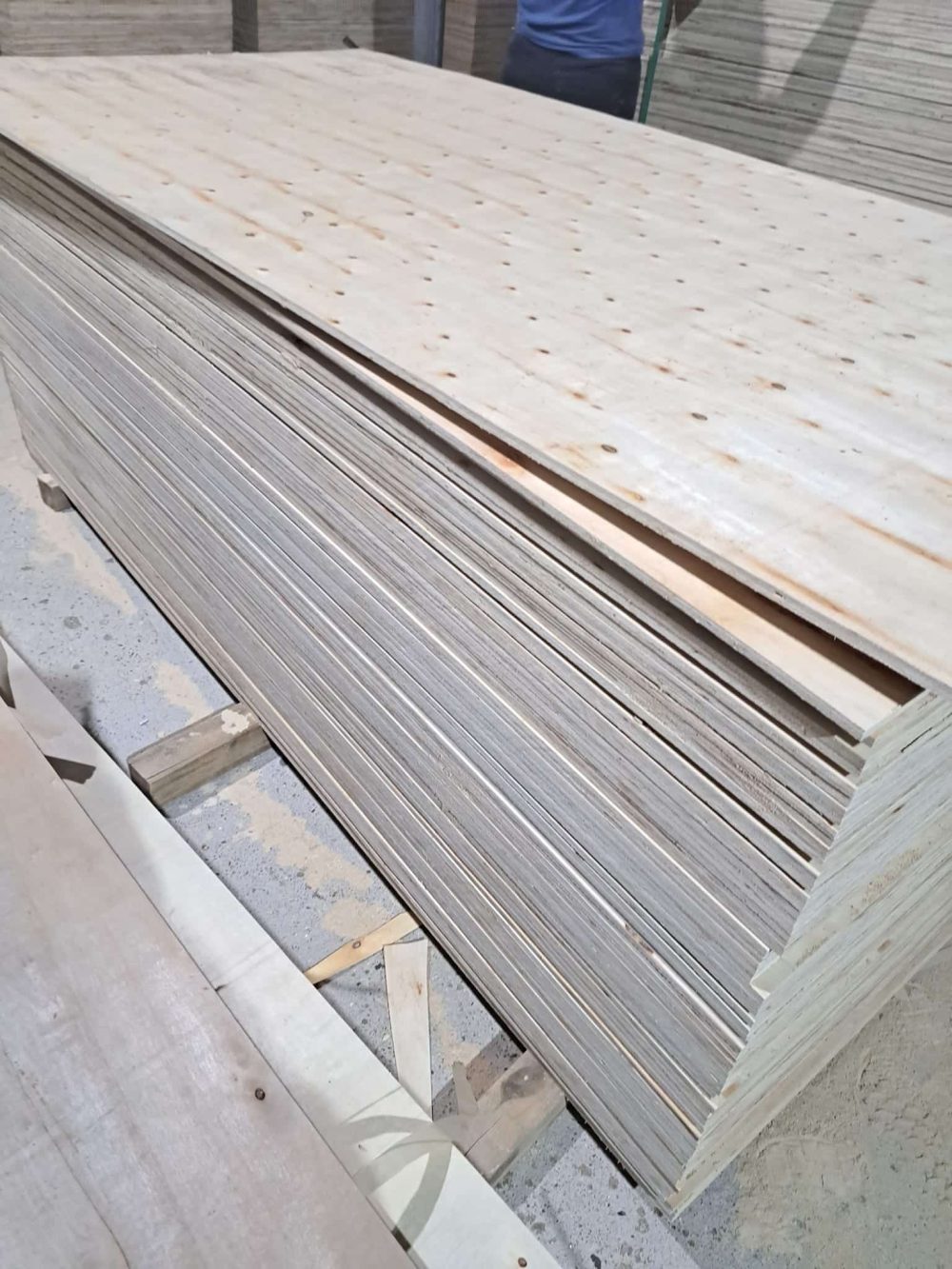 Van ep Plywood BC src 1