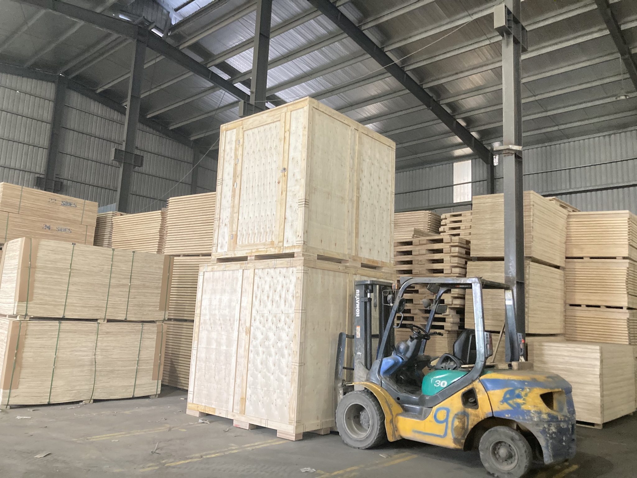 Tycrate Benefits of Wooden Crates in Heavy-Duty Packaging - CÔNG TY TNHH ENVI VINA