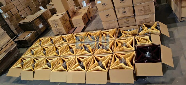 công ty sản xuất móc gỗ envi