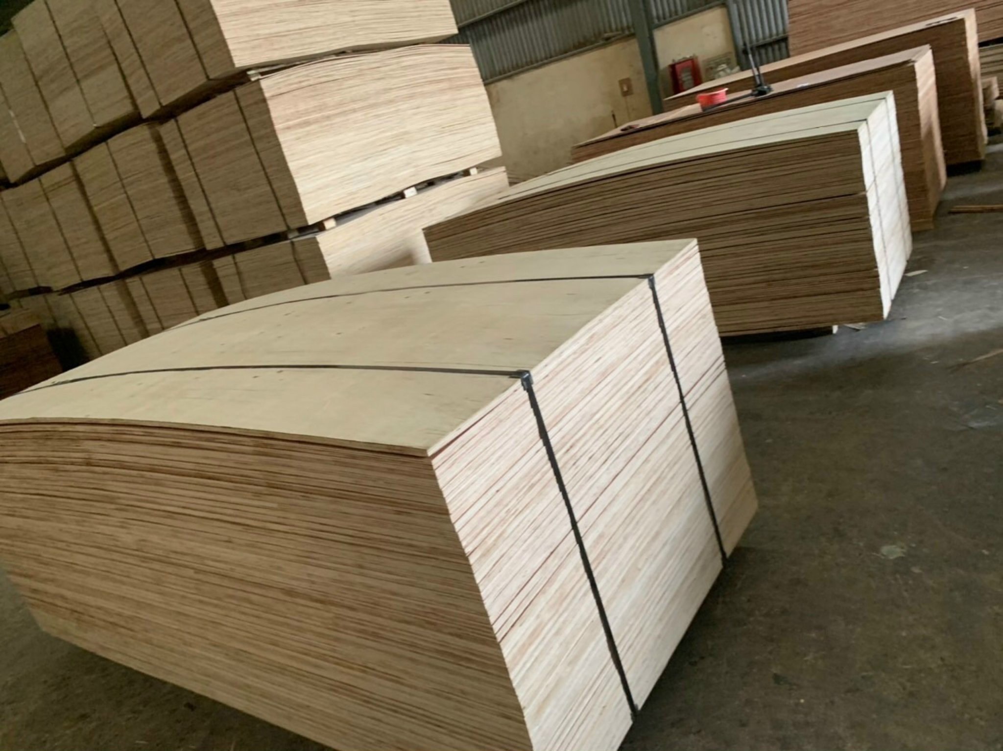 Packing plywood