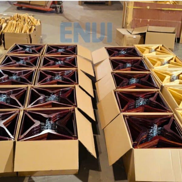 Wholesale wooden hanger for export