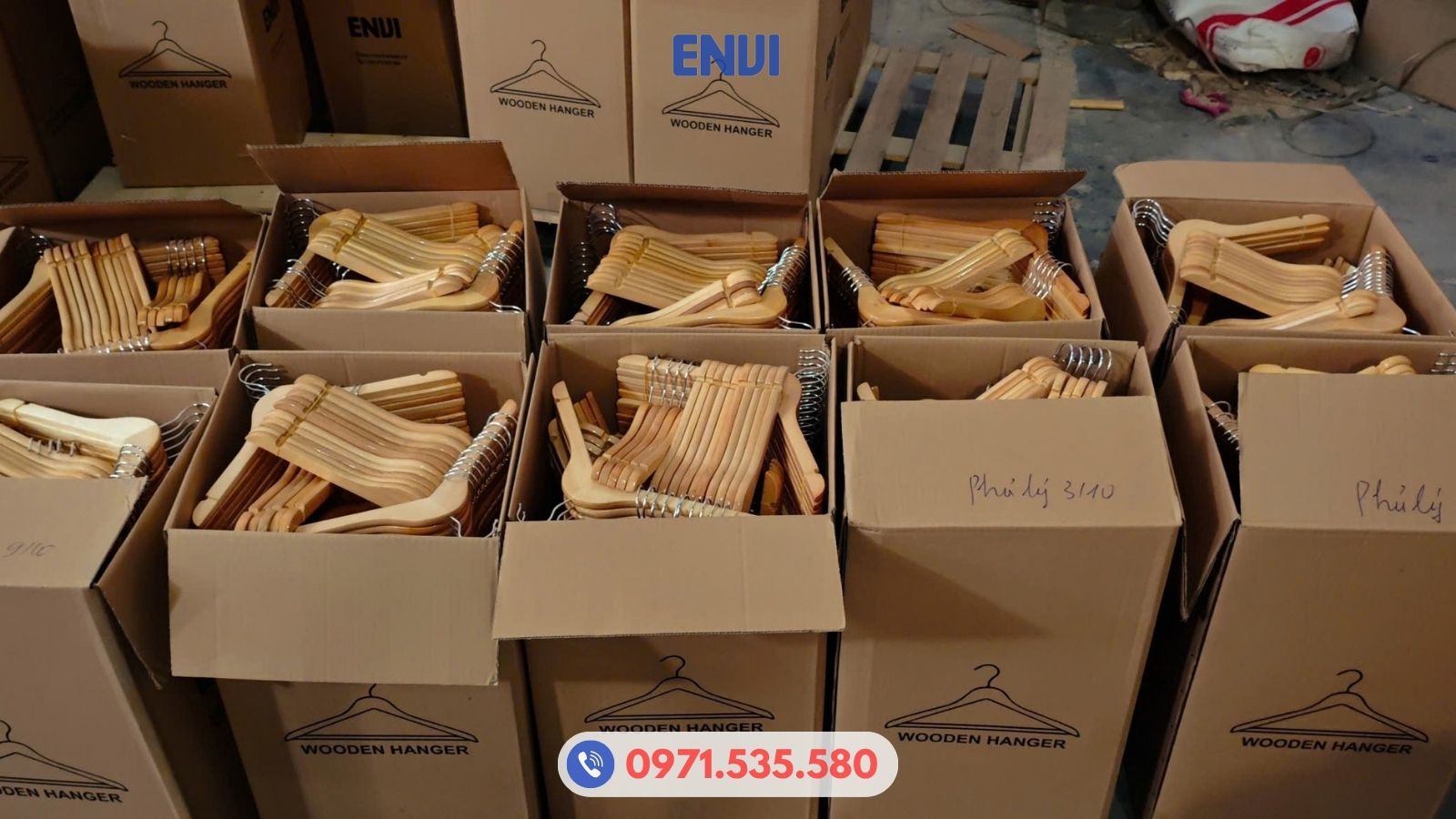 Móc gỗ giá rẻ số lượng lớn tại ENVI